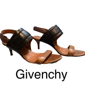 👡Genuine Givenchy Brown and Black Leather Pump Heels: Size 9.5 (40)